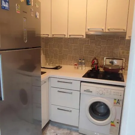 Cozy With Garden, 2 Bedroom And Very Close To Bosphorus Apartment *