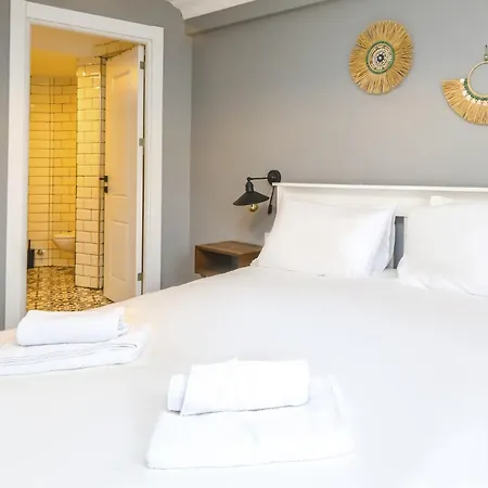 Lovely Flat 500 M To Uskudar Ferry Station Апартаменты *