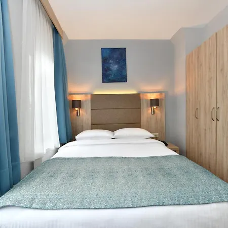 Andi 2* Istanbul