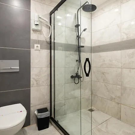 Istanbulites Hotel 3*