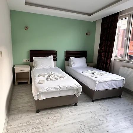Magnolia Hause With Terrace 200 Meters From Taksim *
