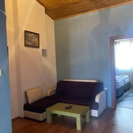Magnolia Hause With Terrace 200 Meters From Taksim