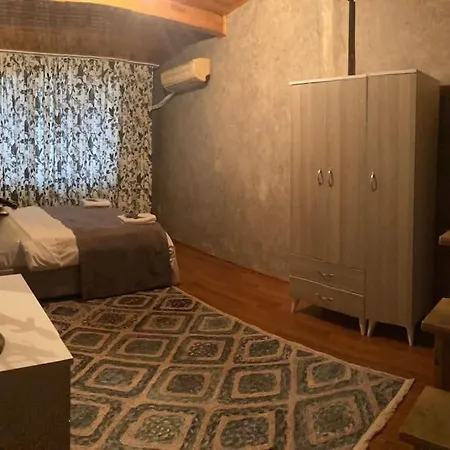 Magnolia Hause With Terrace 200 Meters From Taksim *