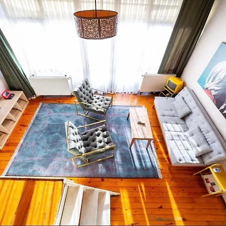Apartment Taksim Funhouse *