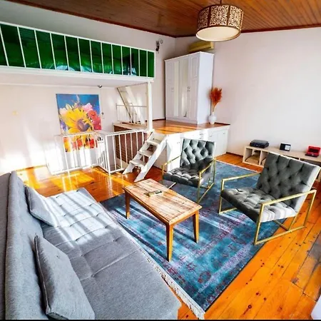 Taksim Funhouse Apartment
