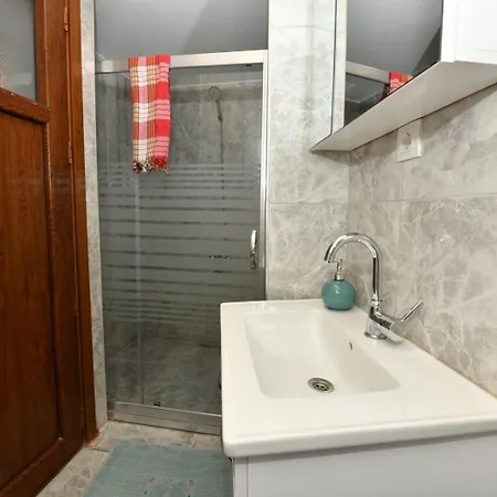 Historical & Retro House @central Of Taksim *