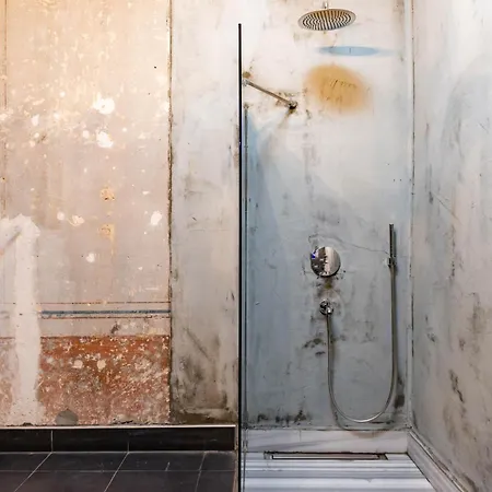The -amazing Historical In Prime Location Apartamento *