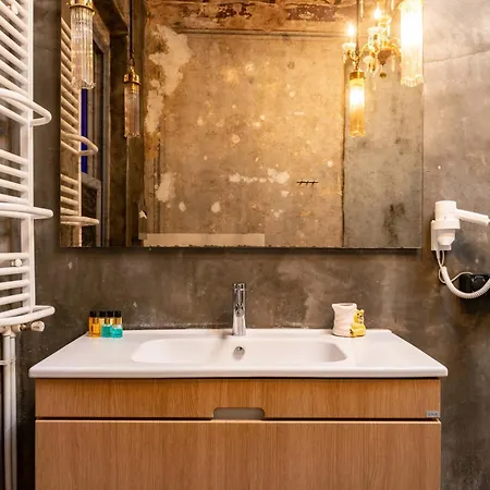 The -amazing Historical In Prime Location Apartamento