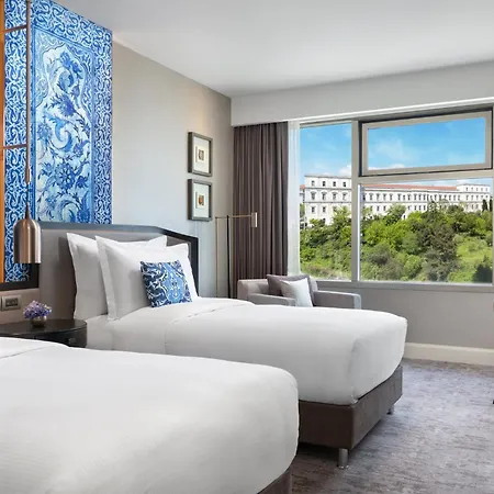 Ξενοδοχείο The Ritz-carlton, At The Bosphorus 5*