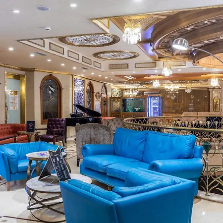 Wyndham Old Hotel 5*