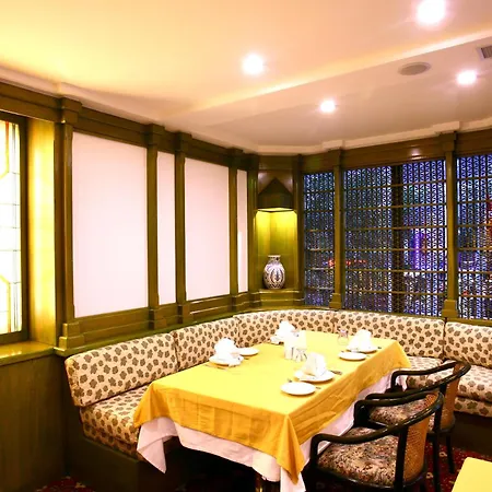 Royal Hotel 4*