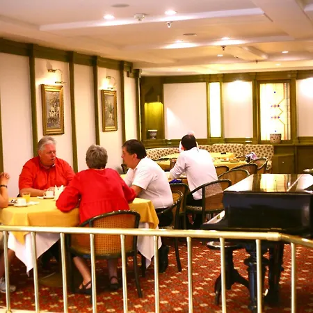 Hotel Royal 4*