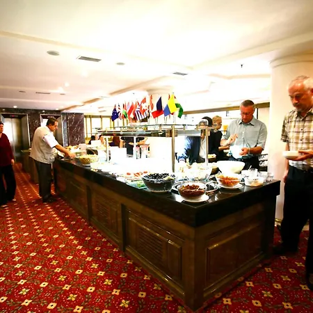Royal Hotel Istanboel