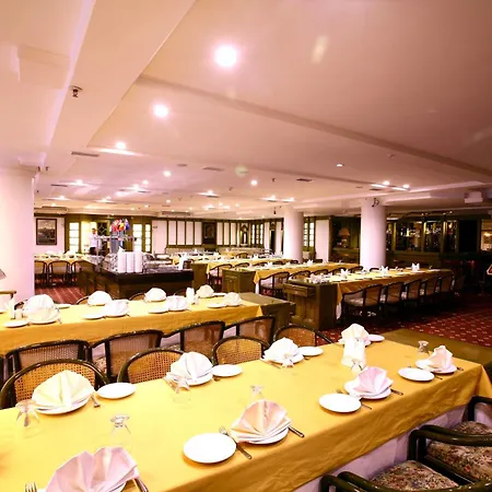 Royal Hotel