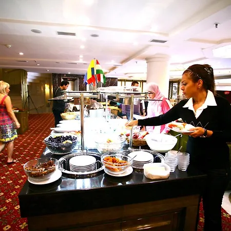 Royal Hotel