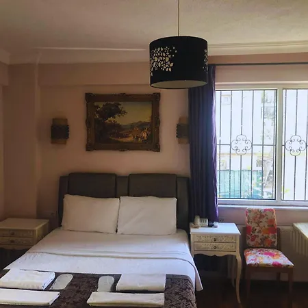 Aparthotel Yesim Suit *