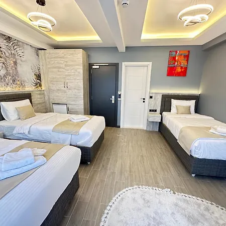 Hotel Blue Moonrise