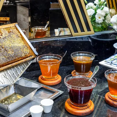 Hotel Ramada By Wyndham Istanbul Golden Horn