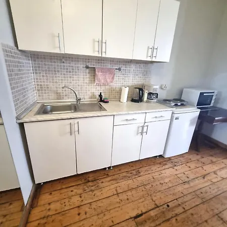 Pin Exclusive 1 Bd Harbiye H2 * Istanbul
