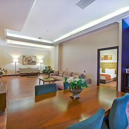 Hotel Ramada By Wyndham Merter