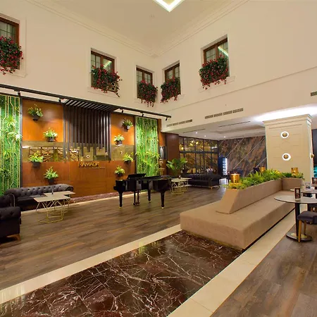 Ramada By Wyndham Merter Hotel