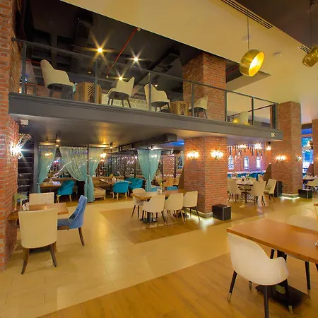 Ramada By Wyndham Merter Hotel 5*