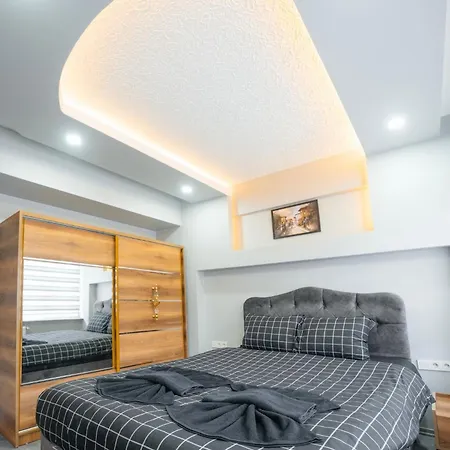 Apartment Istanbul Palas
