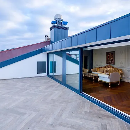 Otel Dekalb