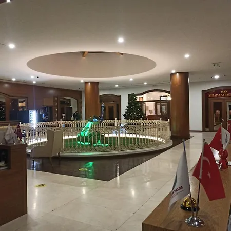 酒店 Dogan Palace 4*