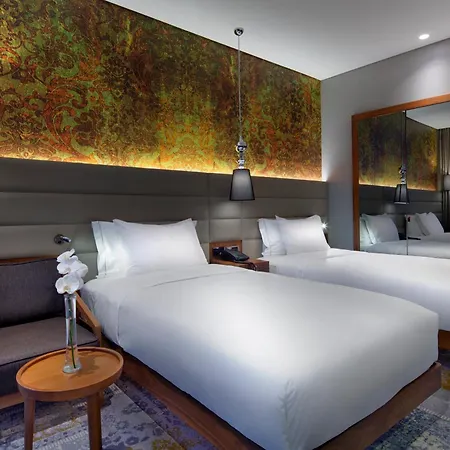 Doubletree By Hilton - Piyalepasa 5* Istanbul