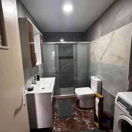 Cengelkoy ' De Kiralik * Istanbul