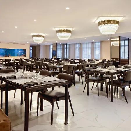 Golden Age Taksim מלון 4*