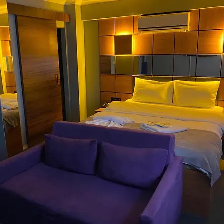 Otel Kadikoey Linda