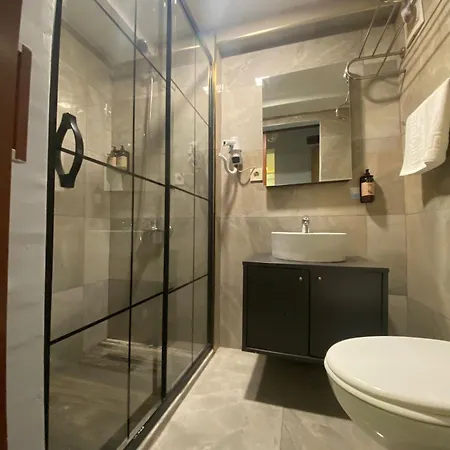 Kadikoey Linda Otel İstanbul