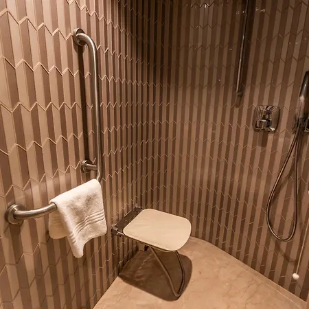 伊斯坦布尔克孜亚塔吉希尔顿酒店 5*