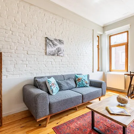 Pin Exclusive 1 Bd Taksim B3 *