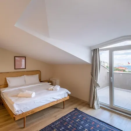 Bosphorus Bliss - Stunning 6br Dublex Penthouse Apartment