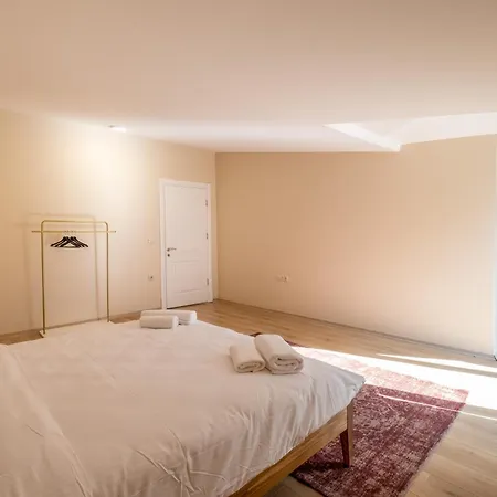Bosphorus Bliss - Stunning 6br Dublex Penthouse Apartment *