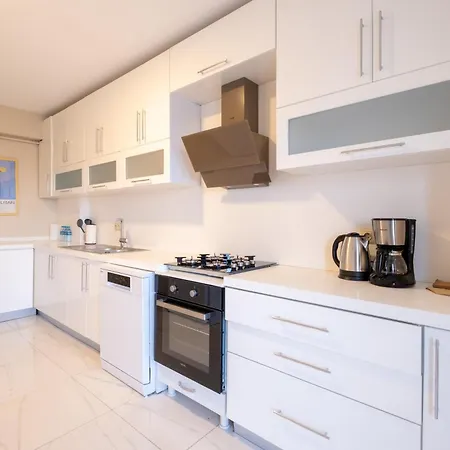 Apartment Bosphorus Bliss - Stunning 6br Dublex Penthouse