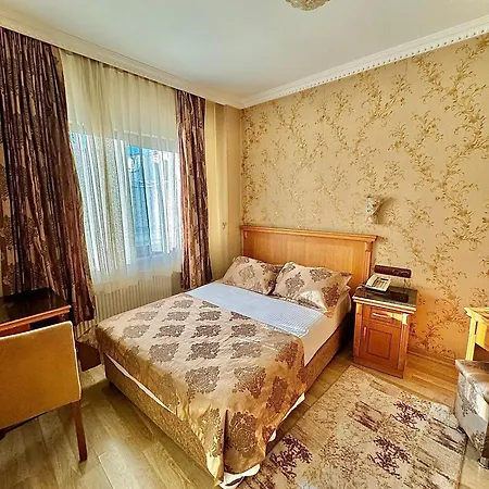 Отель Grand Papirus 3*