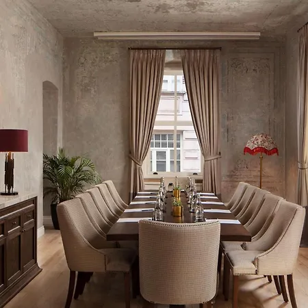 Adahan Decamondo Pera, Autograph Collection Istanbul