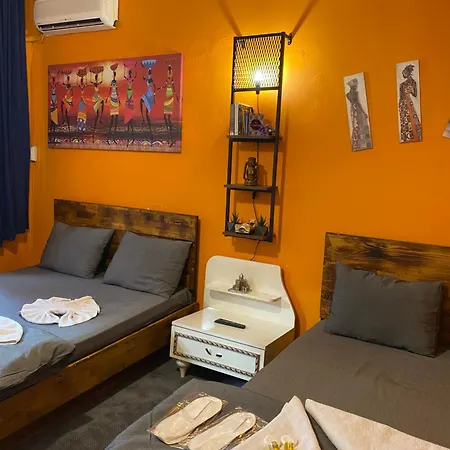 Taksim Pandora