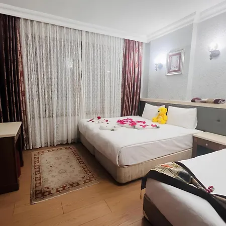 Maritime Hotel