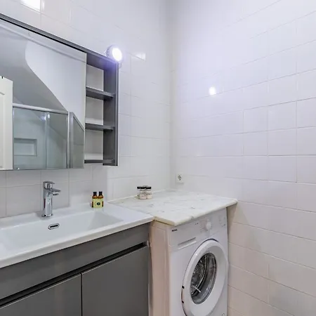 1 Bd Chic Garden Flat In Taksim Apartment Istanbul