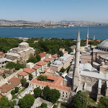 Hagia Sofia Mansions Istanbul, Curio Collection By Hilton Отель