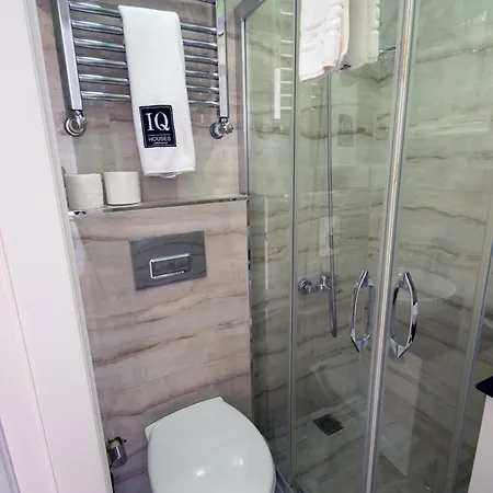 Iq Galatasaray Hotel *