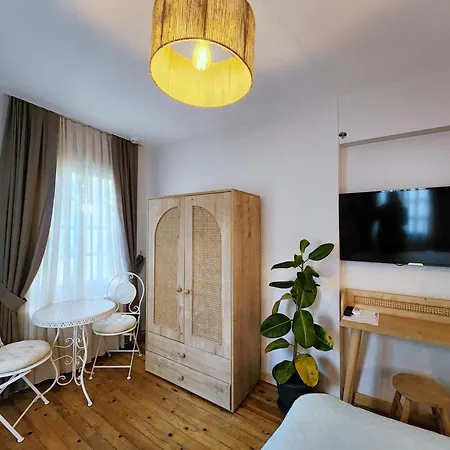 Aya Butik Adalar