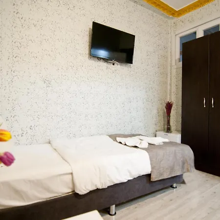 Golden Horn Park 3*
