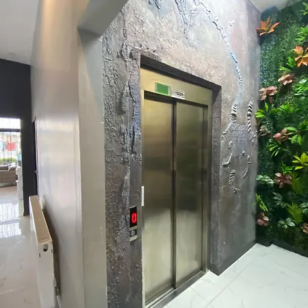 Hotel Continental Airport 3*