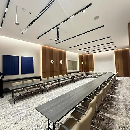 Hilton Garden Golden Horn 5*